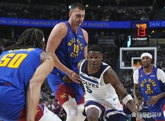 追梦:唐斯说我只会顺风输出 我真搞不懂 他整场都根本顶不动我啊 追梦:唐斯说我只会顺风输出 我真搞不懂 他整场都根本顶不动我啊